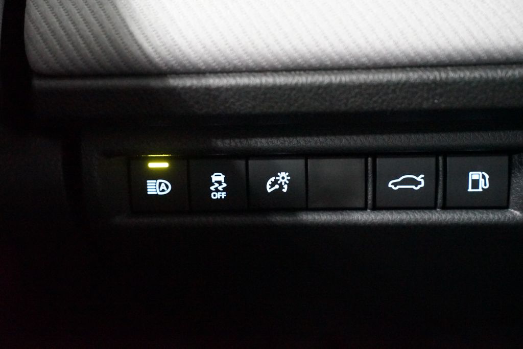 Thumbnail: 2026 Toyota Camry - 25