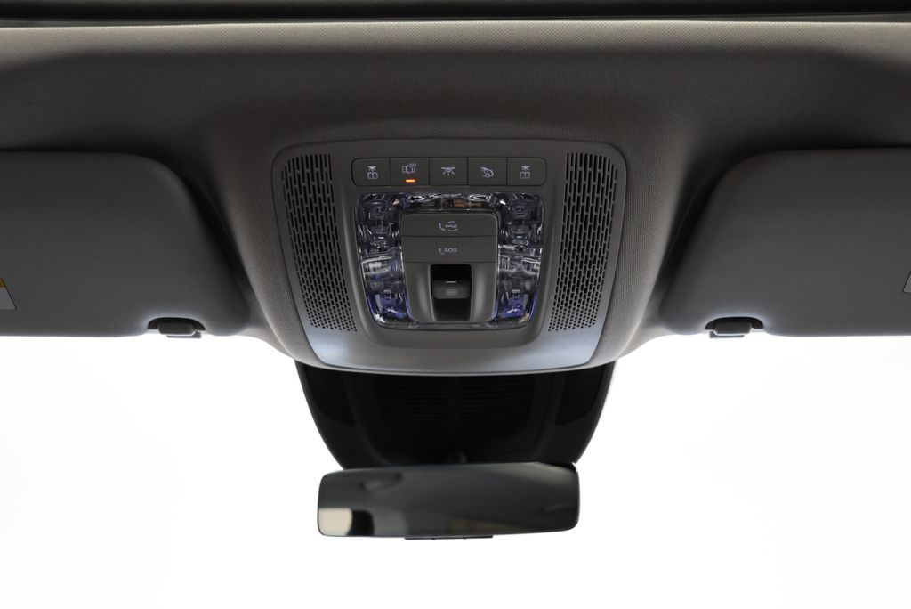 Thumbnail: 2026 Mercedes-Benz GLE - 16