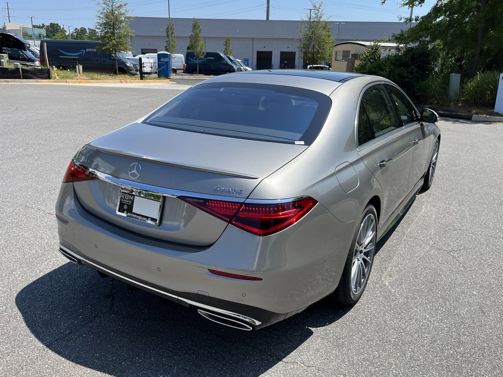 2024 Mercedes-Benz S-Class S 580e 8