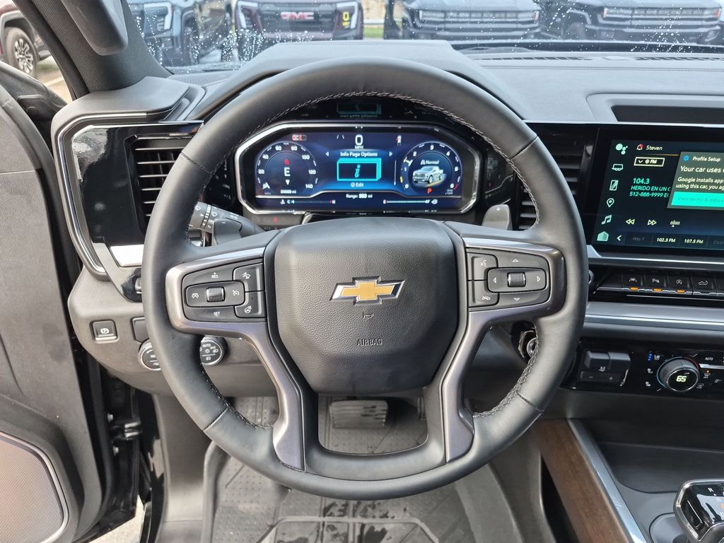 Used 2024 Black Chevrolet High Country image 25