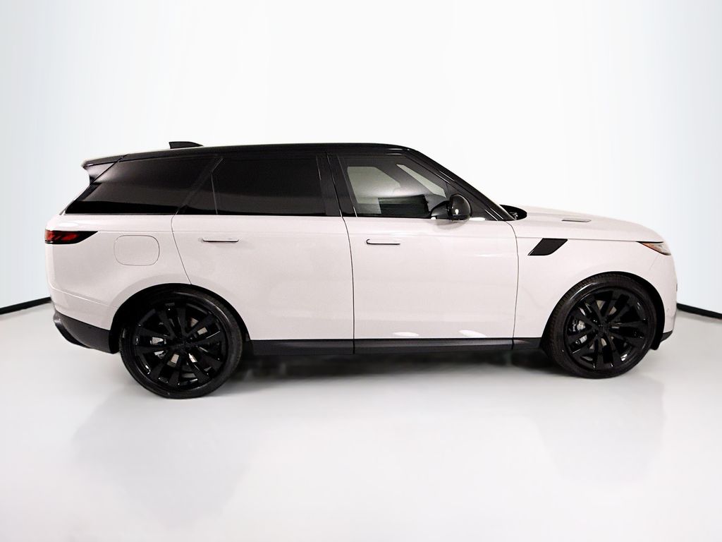 Thumbnail: 2026 Land Rover Range Rover Sport - 4