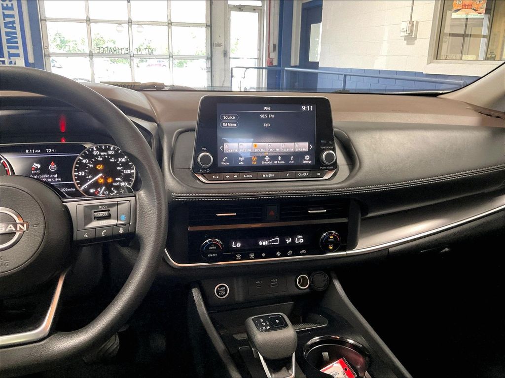 2023 Nissan Rogue — photo 18