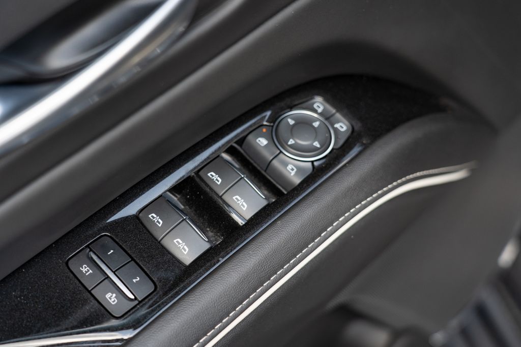 2024 Cadillac Escalade V-Series photo