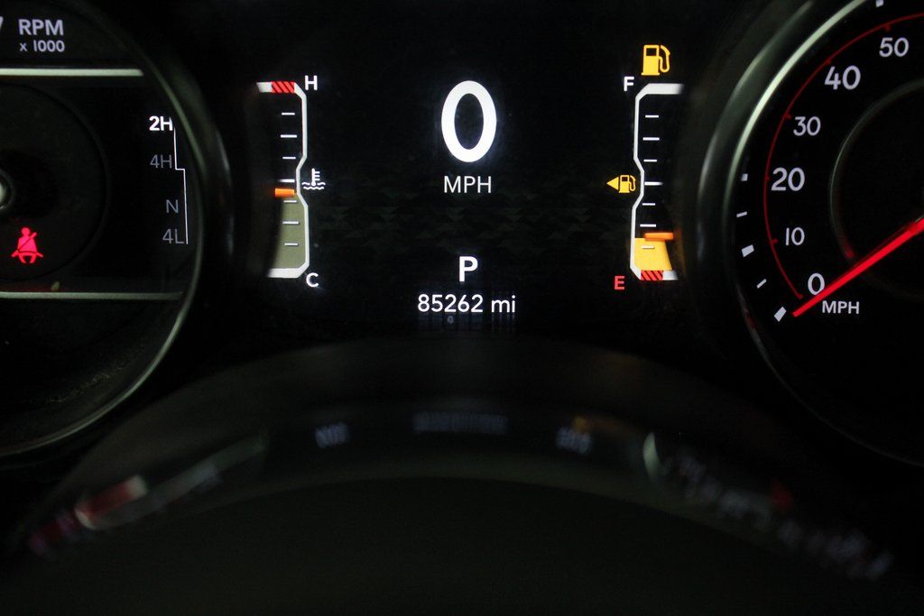 Thumbnail: 2021 Jeep Gladiator - 17