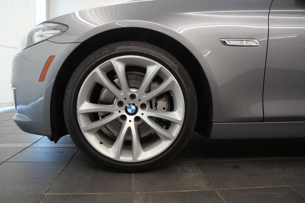 2016 BMW 5 Series 535i 3