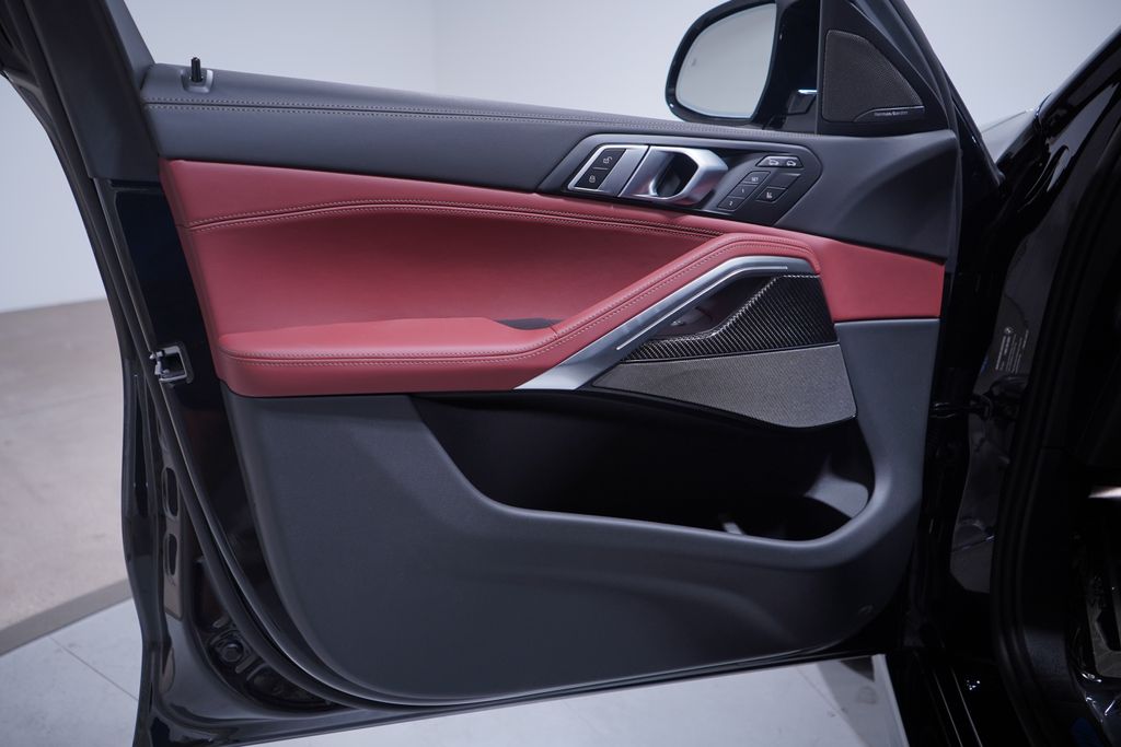 Thumbnail: 2026 BMW X6 - 10