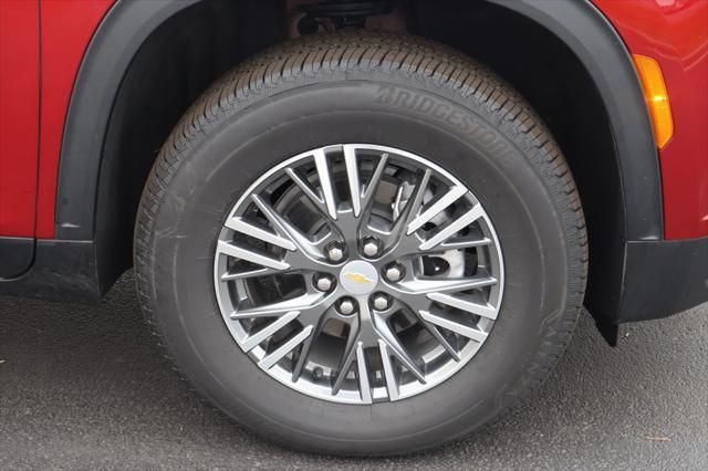 Thumbnail: 2026 Chevrolet Traverse - 11