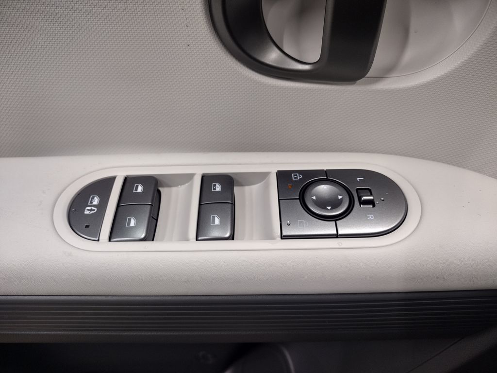 2026 Hyundai IONIQ 5 SE Standard Range