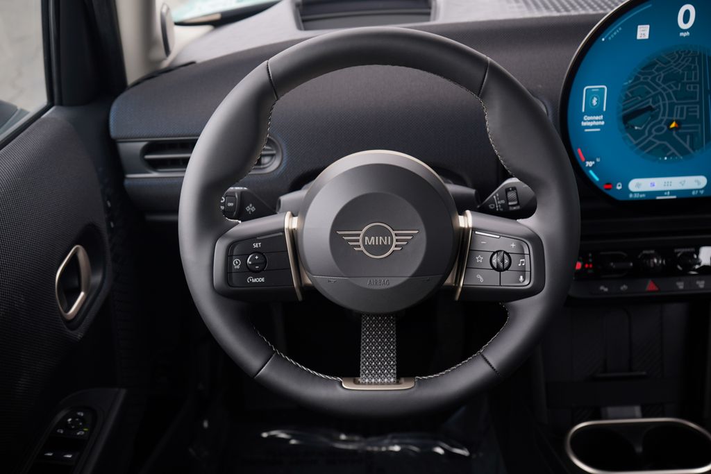 Thumbnail: 2026 MINI Cooper - 9