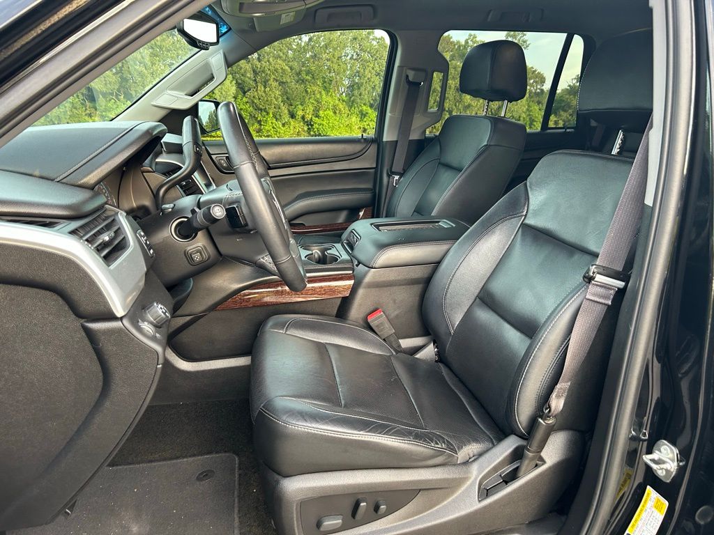 Thumbnail: 2017 GMC Yukon - 14