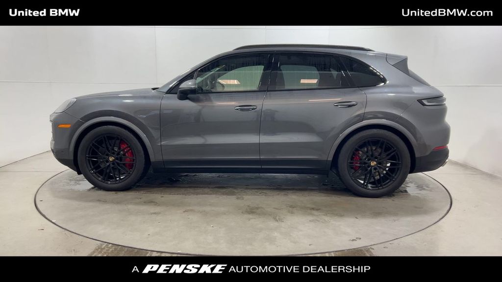 Thumbnail: 2024 Porsche Cayenne - 5