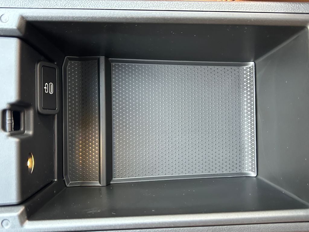 Thumbnail: 2026 BMW 4 Series - 28