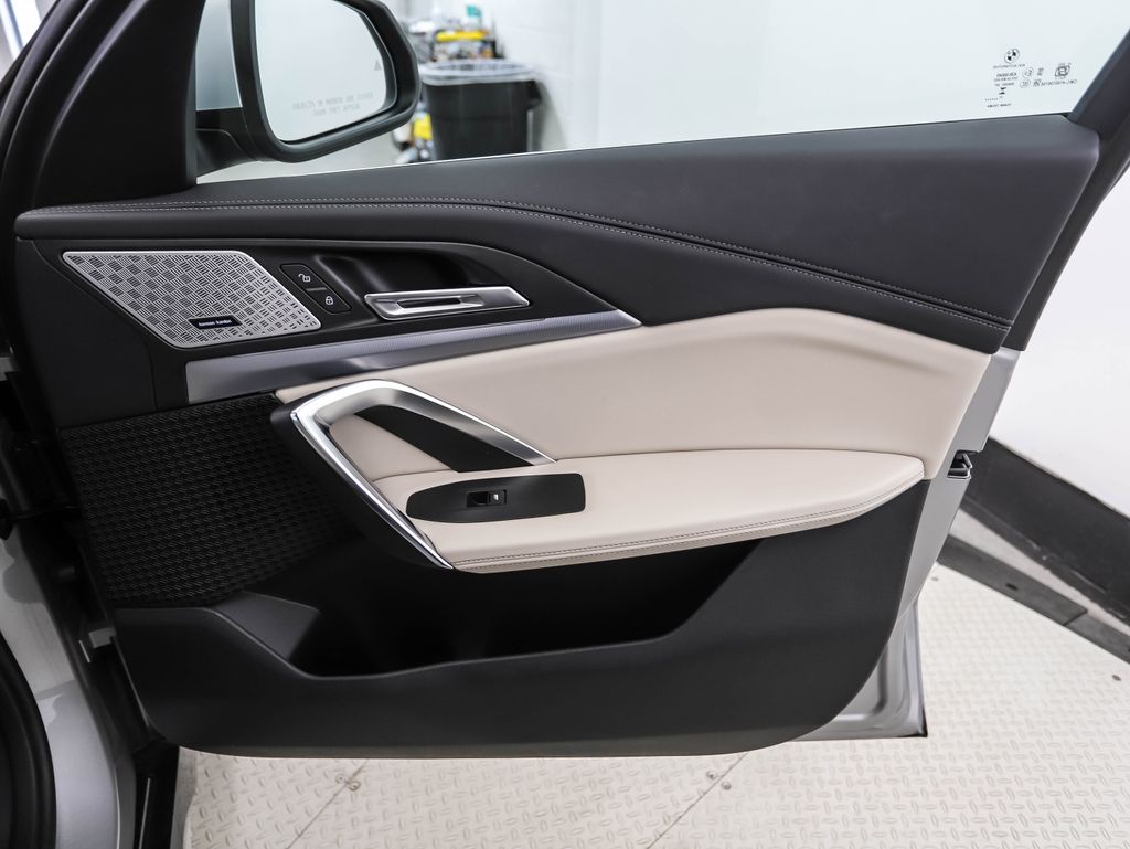 Thumbnail: 2023 BMW X1 - 29