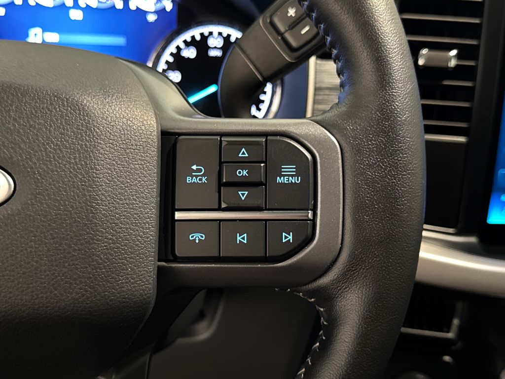 Used 2021 Gray Ford XLT image 16