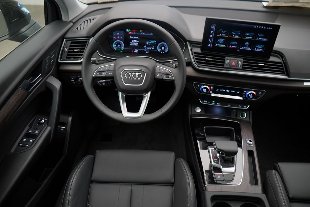 2024 Audi Q5 e  12