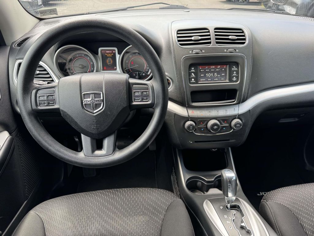 Used 2014 Black Dodge SXT image 16