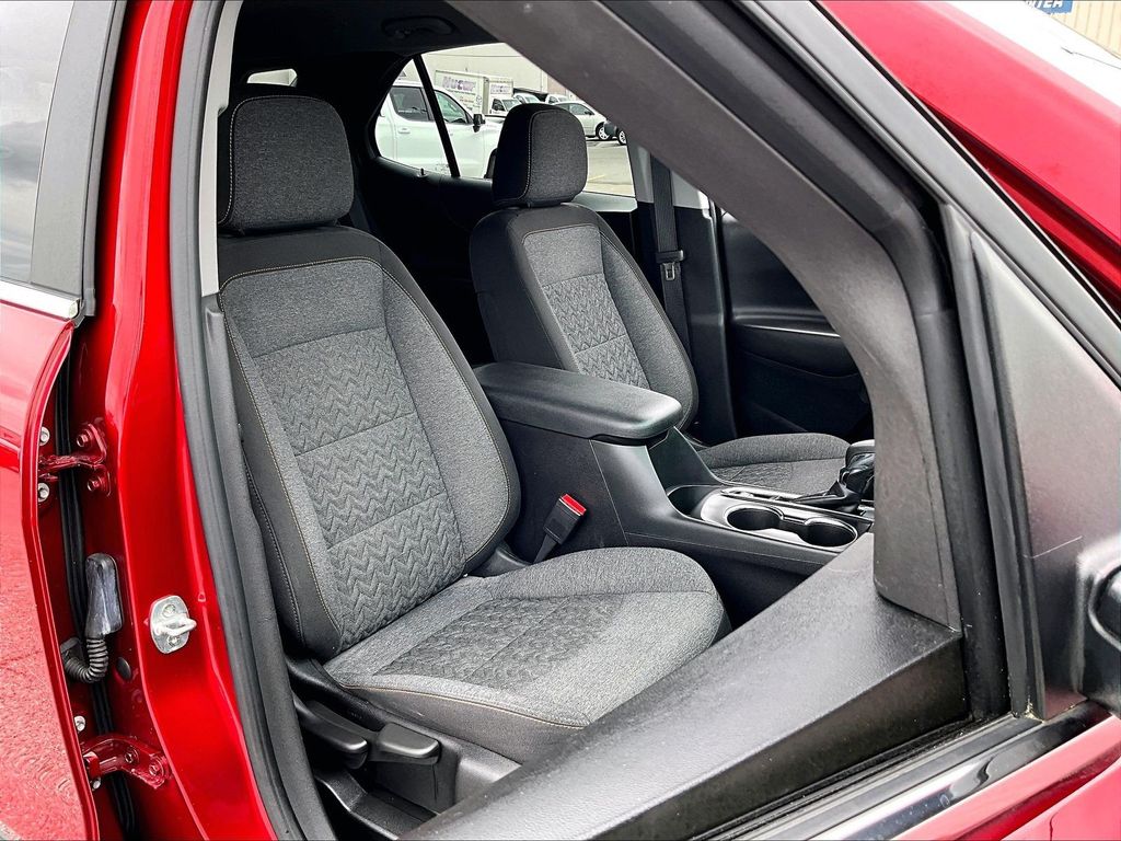 2023 Chevrolet Equinox — photo 11