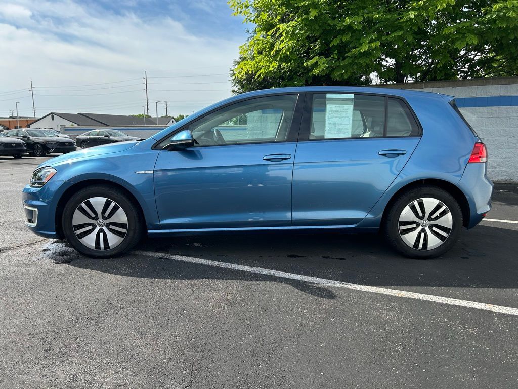 2015 Volkswagen e-Golf SEL Premium 2