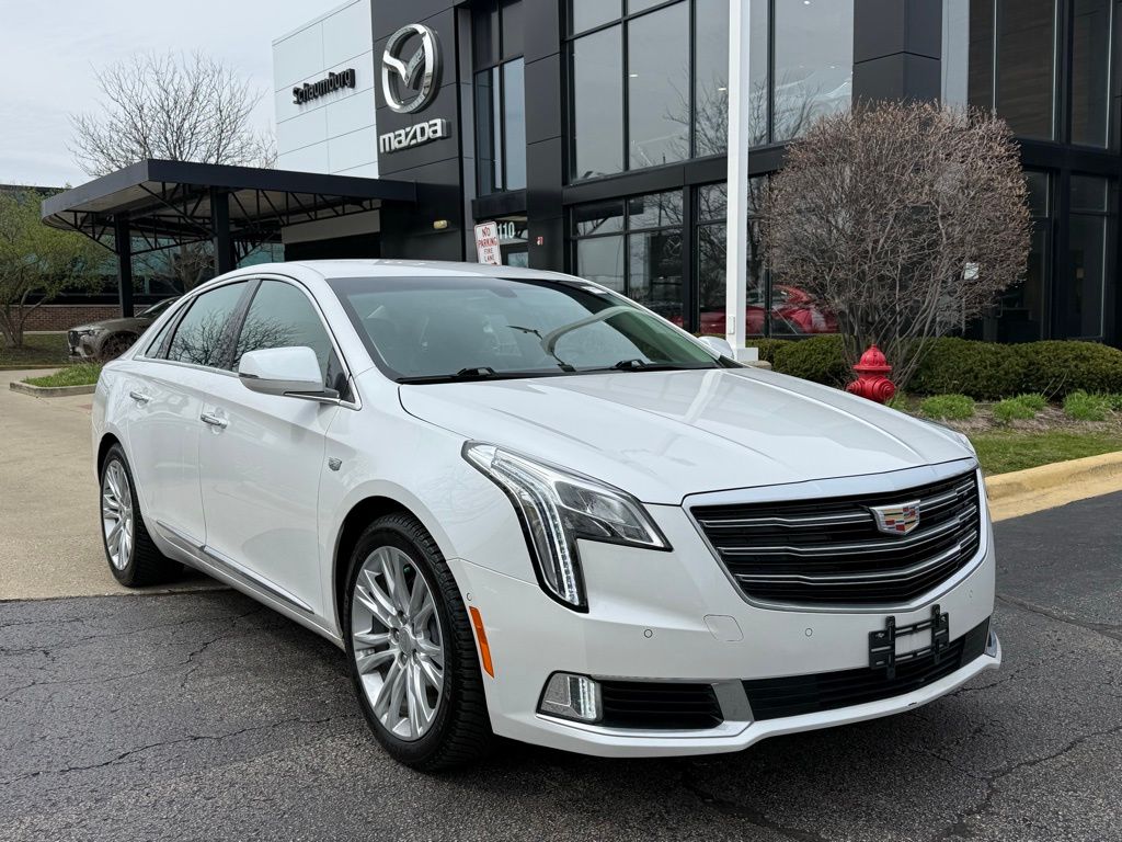 Crystal White Tricoat 2019 Cadillac XTS Luxury FWD Sedan Front-Wheel Drive 6-Speed Automatic