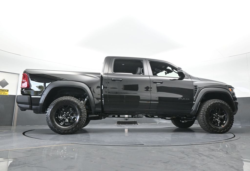 New 2026 Diamond Black Crystal Pearlcoat Ram RHO image 66