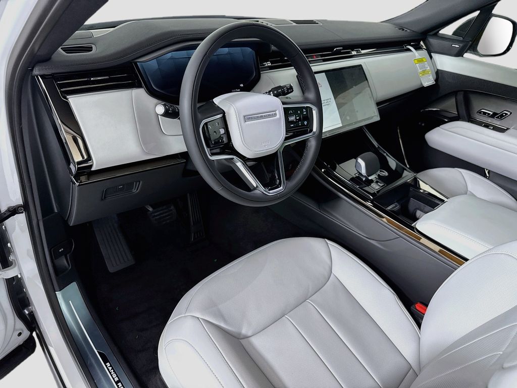 Thumbnail: 2026 Land Rover Range Rover Sport - 10