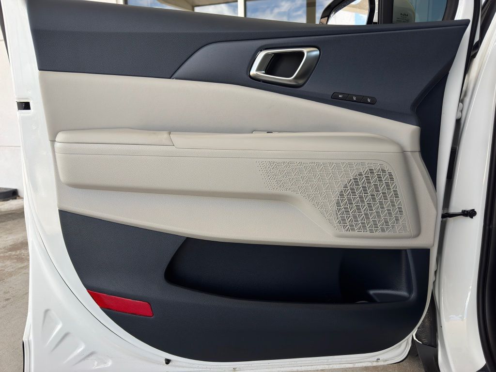 2026 Kia Carnival EX White at Community Kia