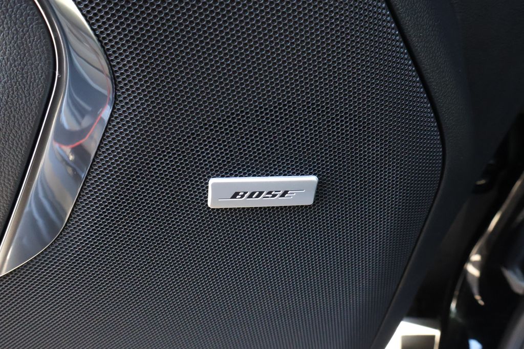 Thumbnail: 2026 Chevrolet Suburban - 21