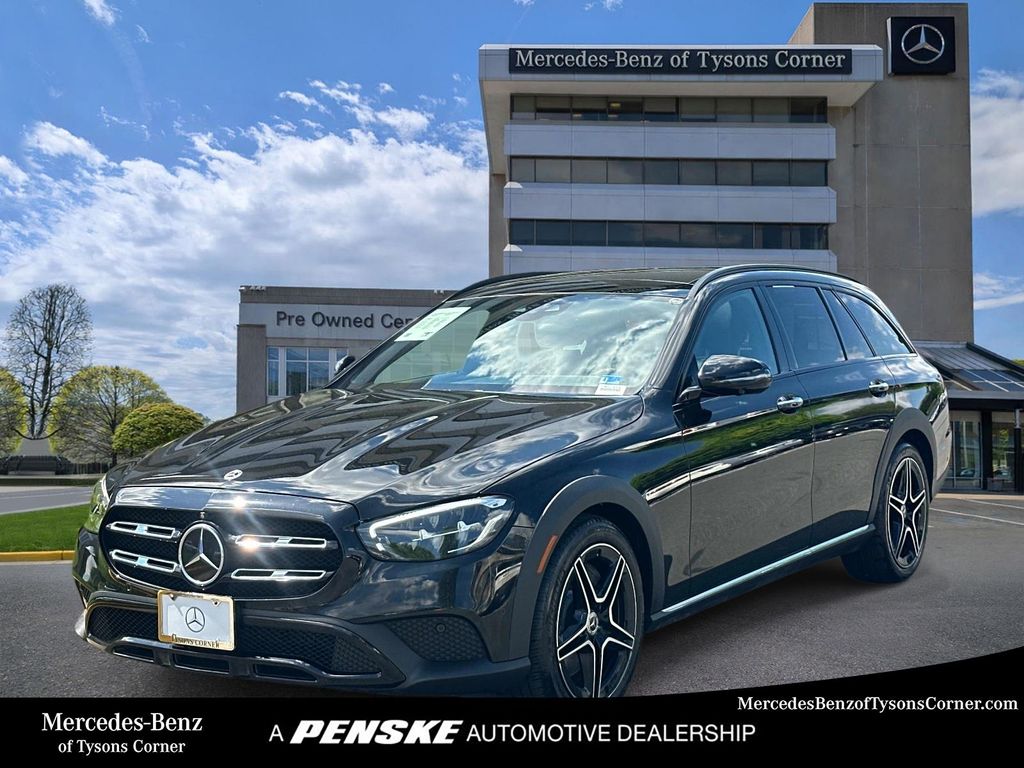 Thumbnail: 2023 Mercedes-Benz E-Class - 1