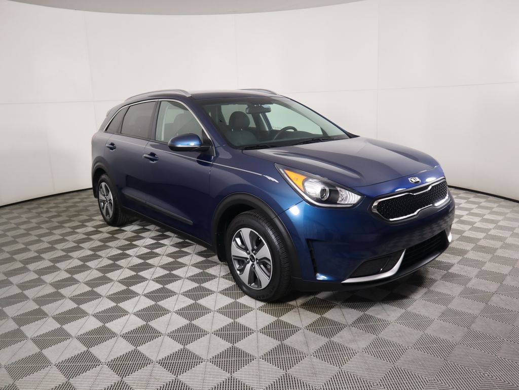 Thumbnail: 2019 Kia Niro - 3