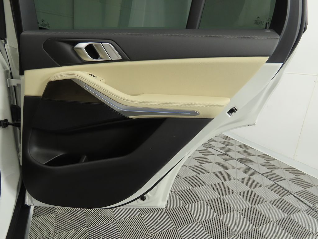 Thumbnail: 2022 BMW X5 - 26