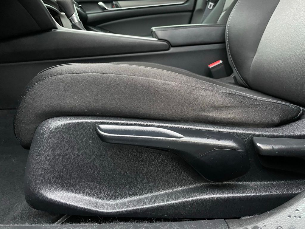 Thumbnail: 2022 Honda Accord - 25