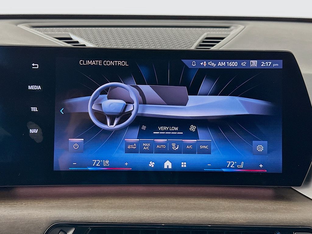 Thumbnail: 2025 BMW X1 - 15