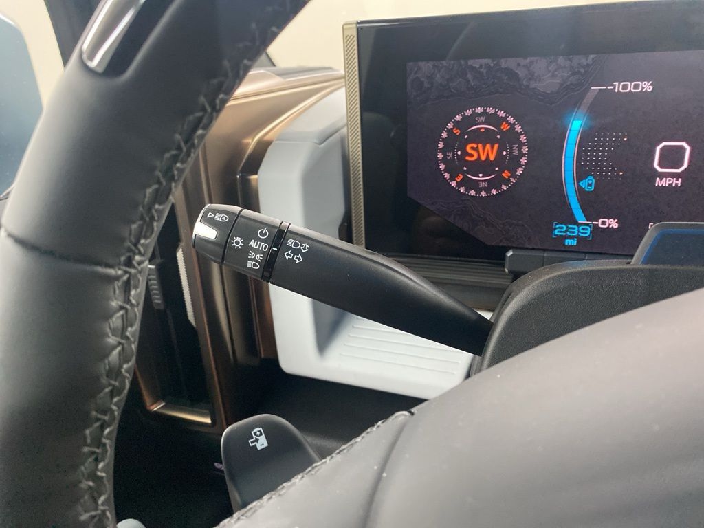 2024 GMC HUMMER EV SUV 3X photo