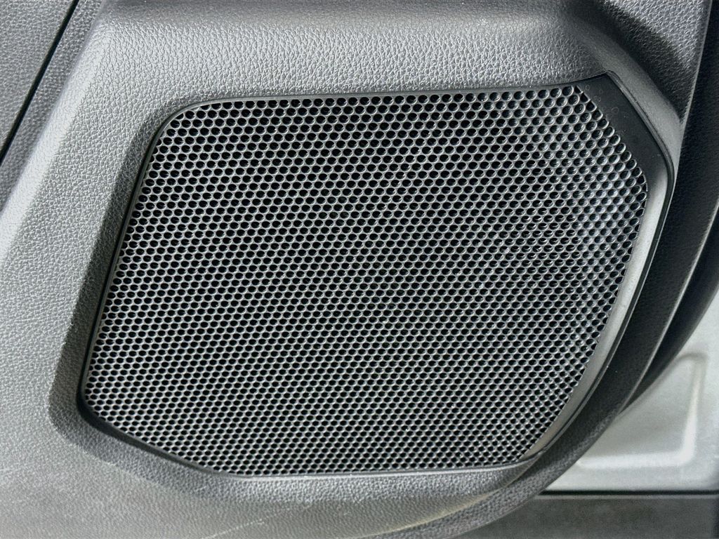 Thumbnail: 2024 Toyota Highlander - 19