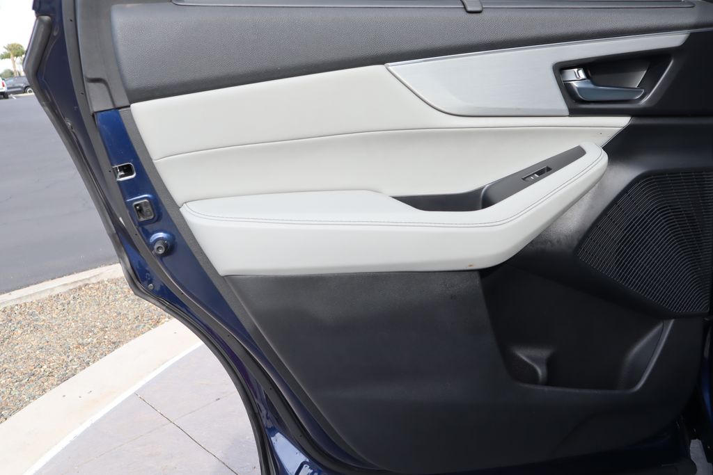 Thumbnail: 2023 Acura MDX - 26