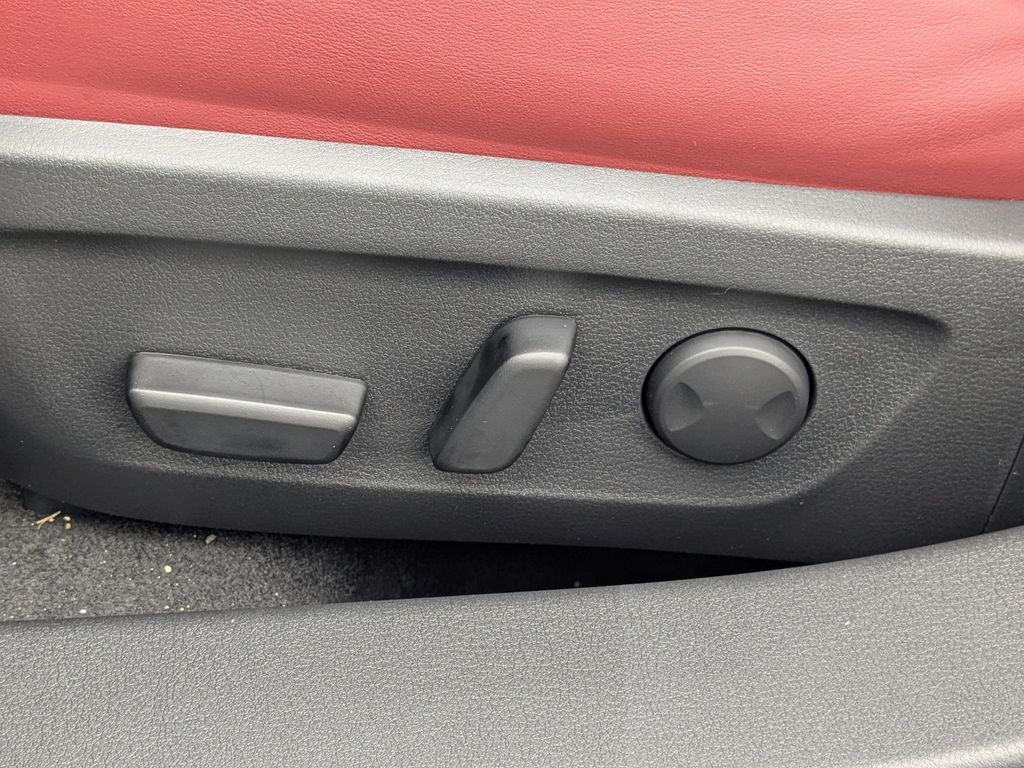 2026 Mazda Mazda3 Hatchback 2.5 S Carbon Edition