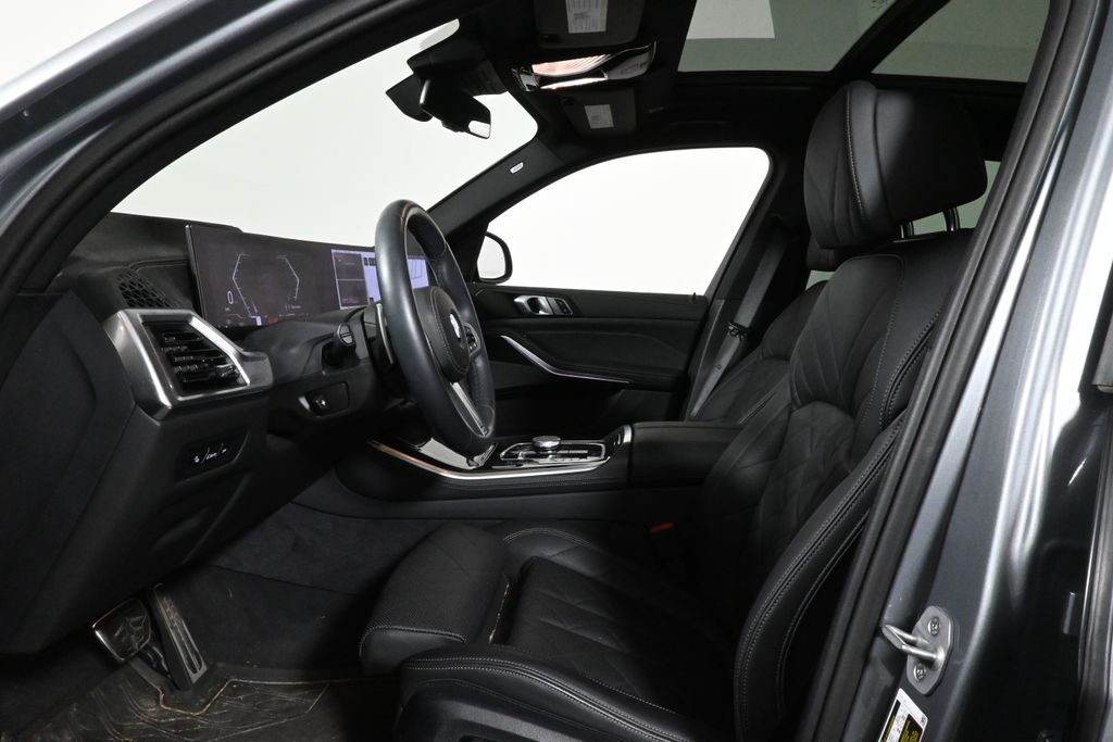 Thumbnail: 2025 BMW X5 - 3