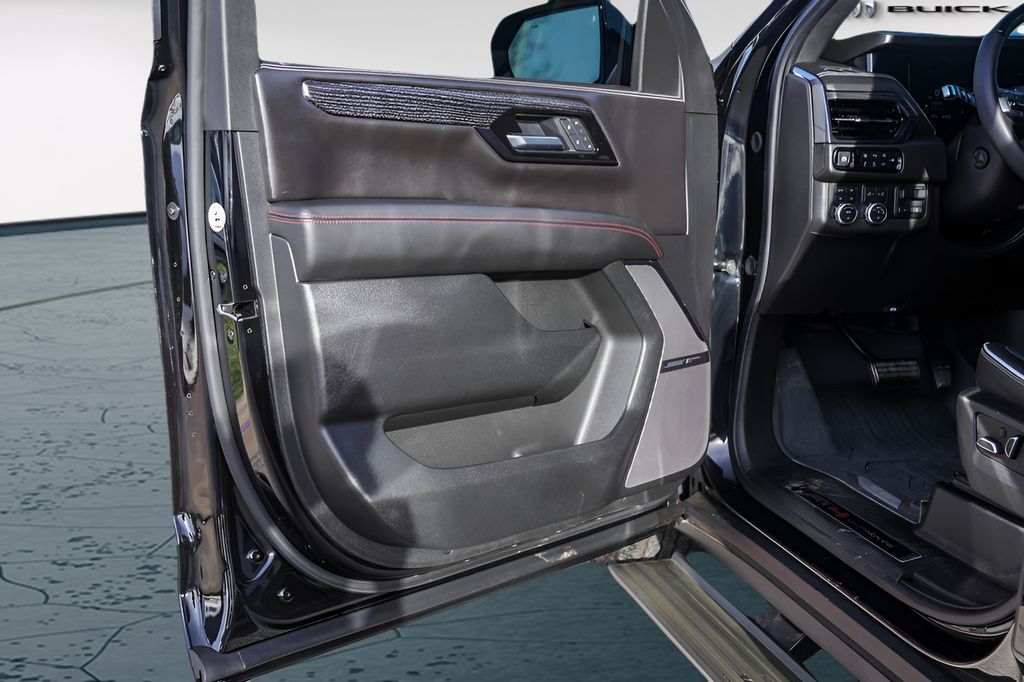 Used Car 2025 Gmc Yukon  At4 Ultimate For Sale Under $110,000 In Austin, Texas