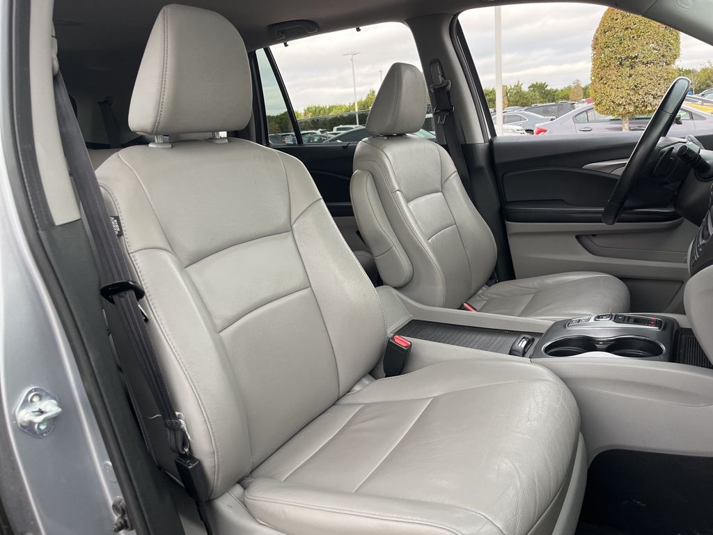 Thumbnail: 2022 Honda Pilot - 29