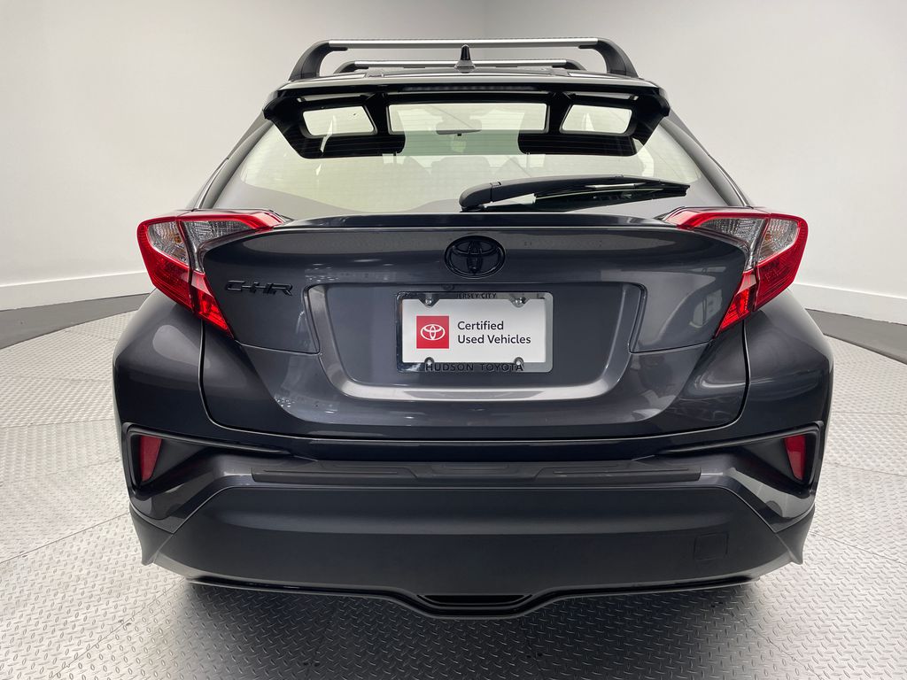 Thumbnail: 2022 Toyota C-HR - 6
