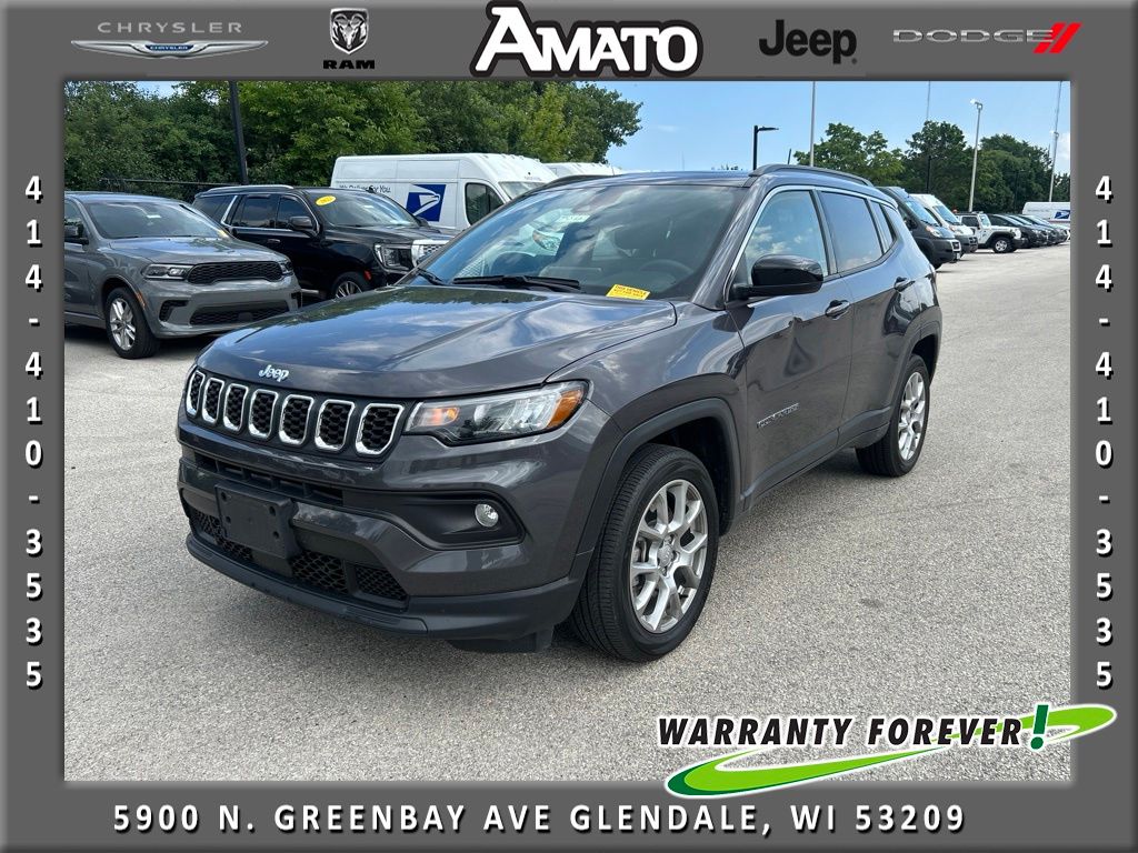 Baltic Gray Metallic Clearcoat 2024 Jeep Compass SUV / Crossover Four-Wheel Drive 8-Speed Automatic