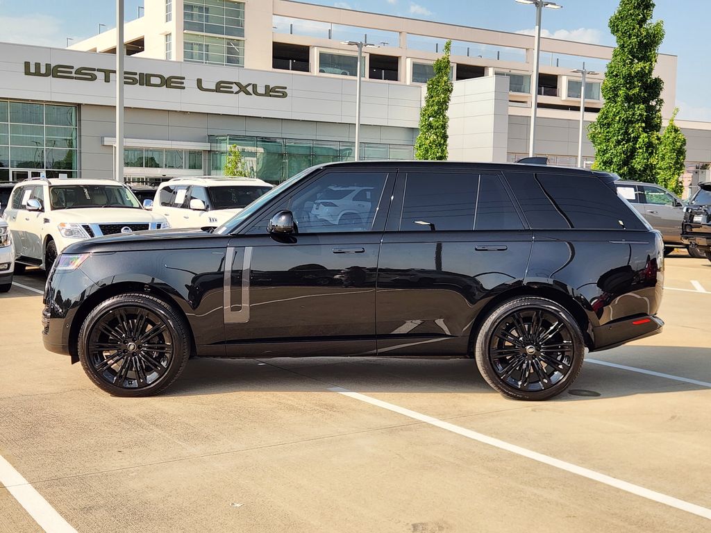 2024 Land Rover Range Rover SE Black at Bayway Cadillac of The Woodlands