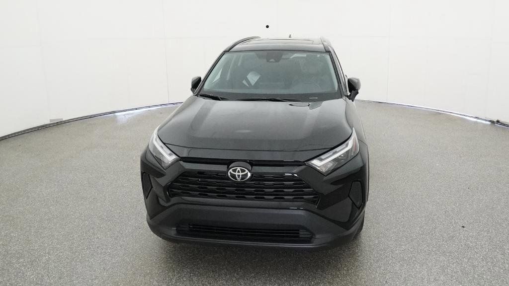 Thumbnail: 2025 Toyota RAV4 - 12