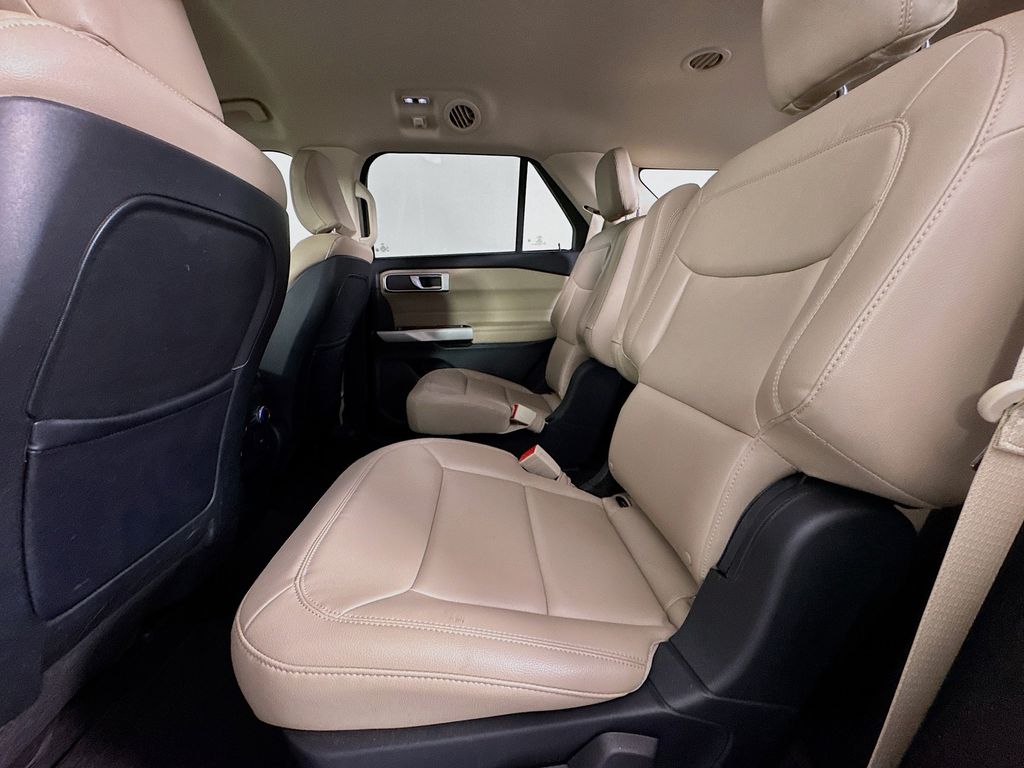 Used Car 2020 Ford Explorer  Xlt For Sale Under $20,000 In Austin, Texas