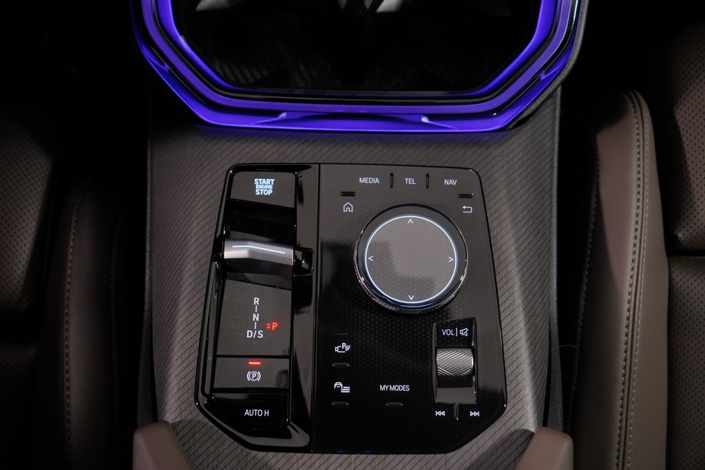 Thumbnail: 2026 BMW X3 - 13
