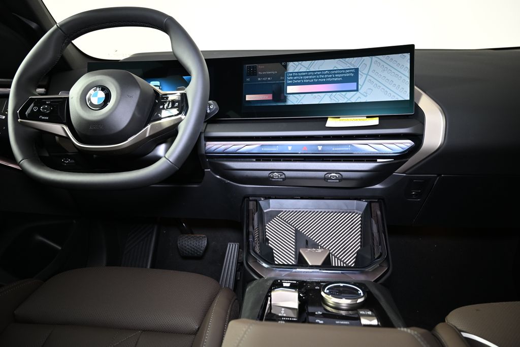 Thumbnail: 2025 BMW X3 - 16