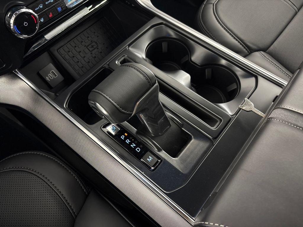 New 2026 Black Ford Platinum image 27