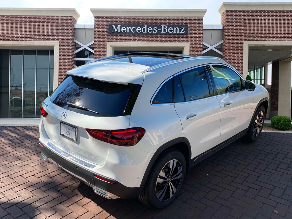 2025 Mercedes-Benz GLA 250 4