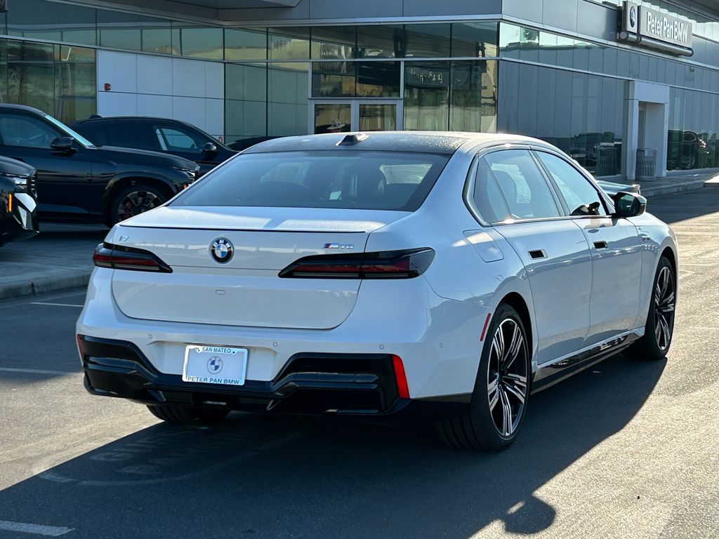 Thumbnail: 2024 BMW i7 - 5