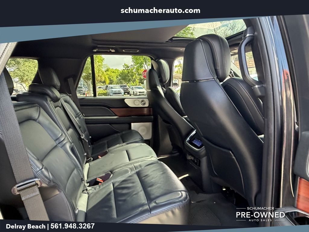 used 2022 Lincoln Navigator car, priced at $51,167